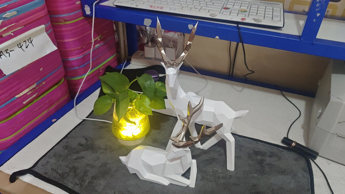 Deers Sculpture Resin Deer Statue Decoration Home Decor Statues Deer Figurines Modern Decoration Deers Table Ornament